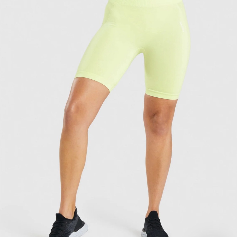Gymshark Flex Cycling Shorts- size medium/ light green